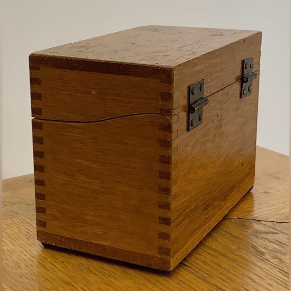 Antique Weis Monroe Michigan Fingerjointed Hinge Lidded Wooden Box - Picture 4 of 10